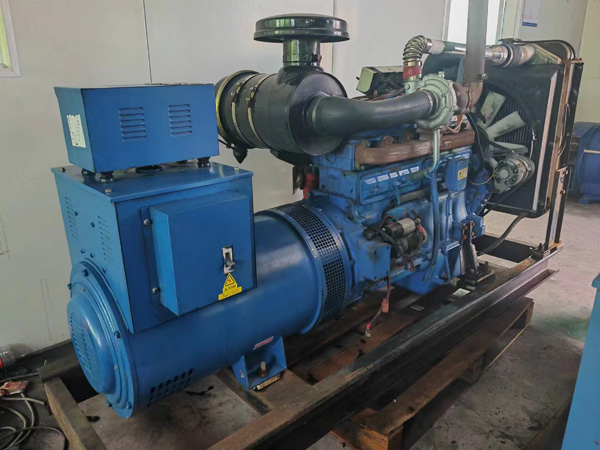 东昌府100kW柴油发电机组使用多级机油有哪些优缺点？